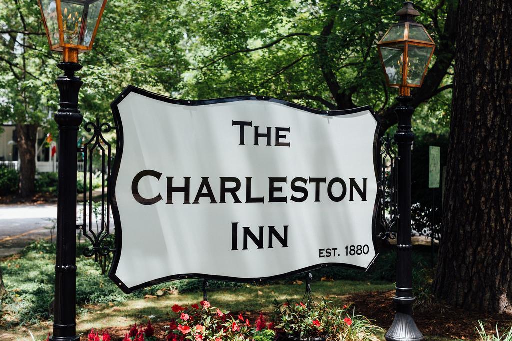 The Charleston Inn Hendersonville Nc Exterior foto